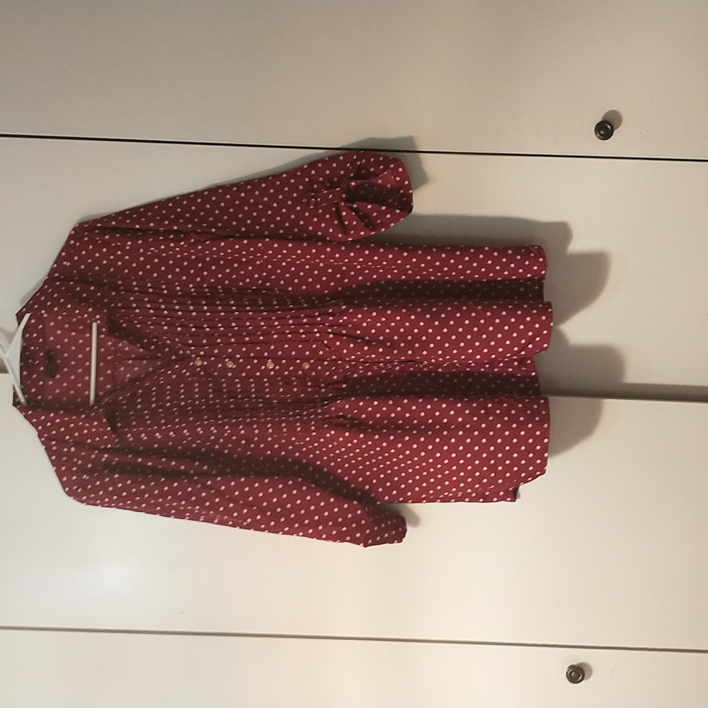 Dark red polka dot blouse with roll sleeve and pleating, 1x